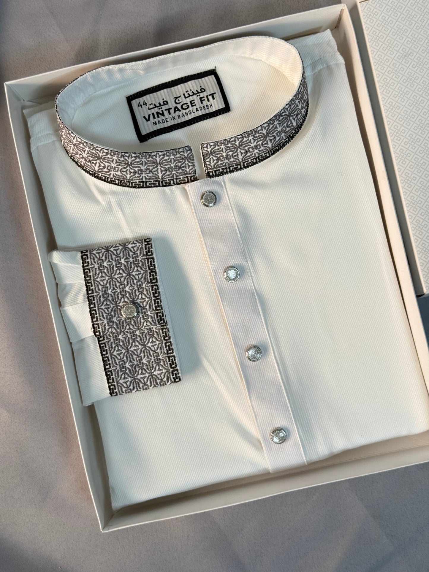 Taaroo Panjabi for Men -Pure White- TPJ-02